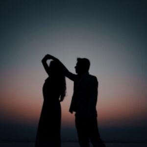 چگونه می‌توانیم عشق واقعی را در رابطه‌مان تقویت کنیم