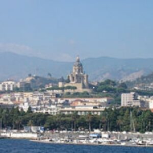 پاورپوینت کامل و جامع با عنوان بررسی شهر مسینا (Messina) در 19 اسلاید