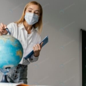 عکس استوک معلم در حال تدریس