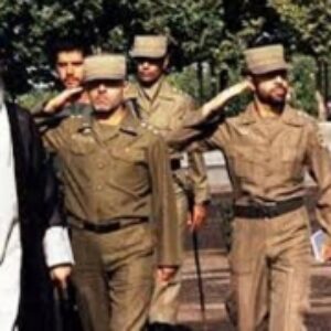 دانلود پاورپوینت آشنایی با زندگانی شهید علی صیاد شیرازی