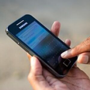 پاورپوینت کامل و جامع با عنوان بررسی صفحه لمسی یا تاچ اسکرین و انواع آن در 19 اسلاید