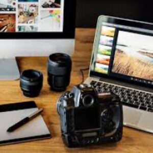 آشنایی با هنرمدرن عکاسی 34 صفحه  فرمت:PDF