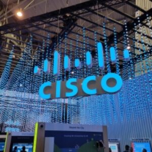 پروژه آشنائی با روتر  و کارکرد با دستورات روتر سیسکو Cisco