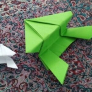 اوریگامی ساخت قورباغه جهشی