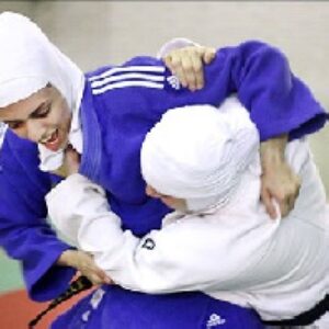 بررسی ويژگيهاي ورزش بانوان