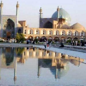 دانلود تحقیق معماری دوره سلجوقیان