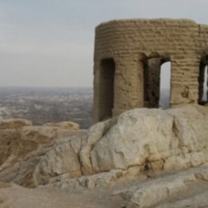 Atashgah Fire Temple-توضیحات کوه آتشگاه به زبان انگلیسی
