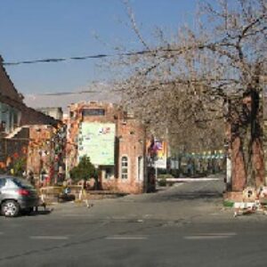 پاورپوینت تحلیل فضای مرکز محله قریه نیاوران