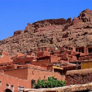 پاورپوینت شناسایی معیارهای عام شکل گیری بافت های روستایی درایران
