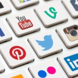 پاورپوینت شبکه اجتماعی و کاربردهای آن