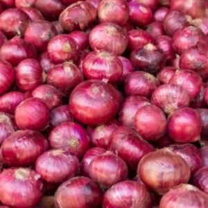 پیاز در یخچال: حقیقت یا افسانه؟ راهنمای جامع نگهداری صحیح پیاز برای سلامتی شما